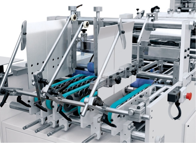 Automatic Window Patching Machine03